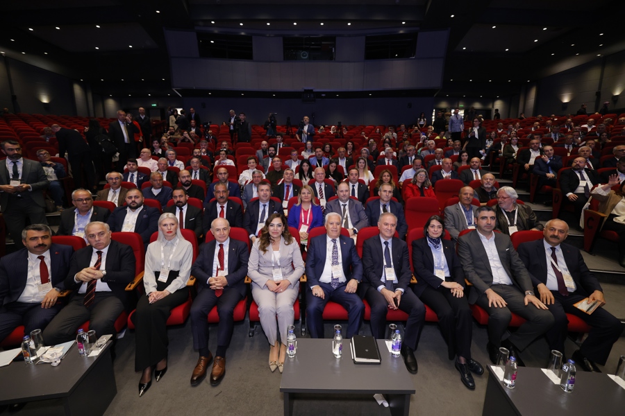 50 Yıldır Birlikte: MBB, Meclis Toplantısı'nı 50. Yıl ve Marmara Denizi Temasıyla Gerçekleştirdi}
