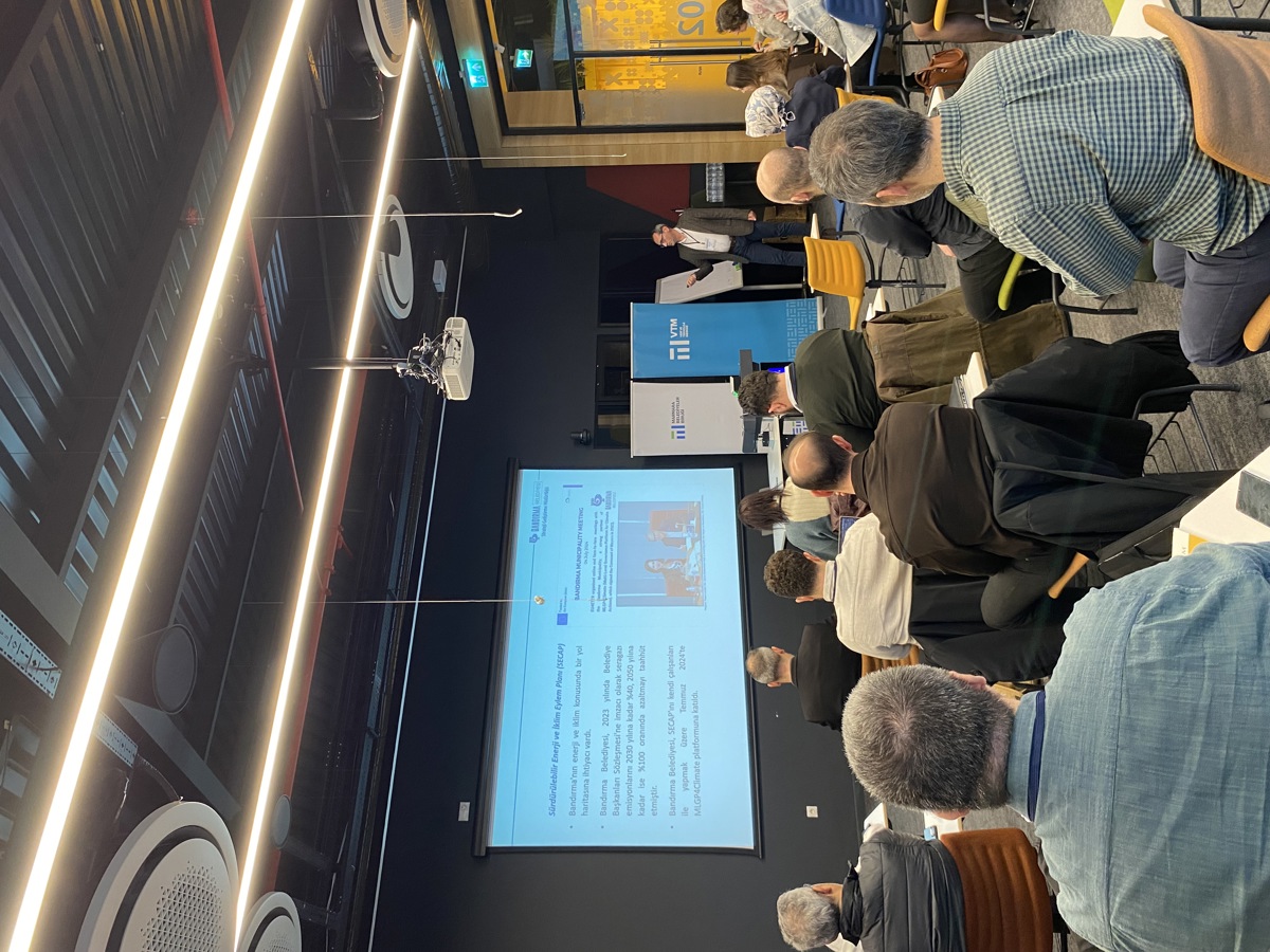 “Belediyelerde Veriye Dayalı Stratejik Karar Alma Çalıştayı” Düzenlendi}