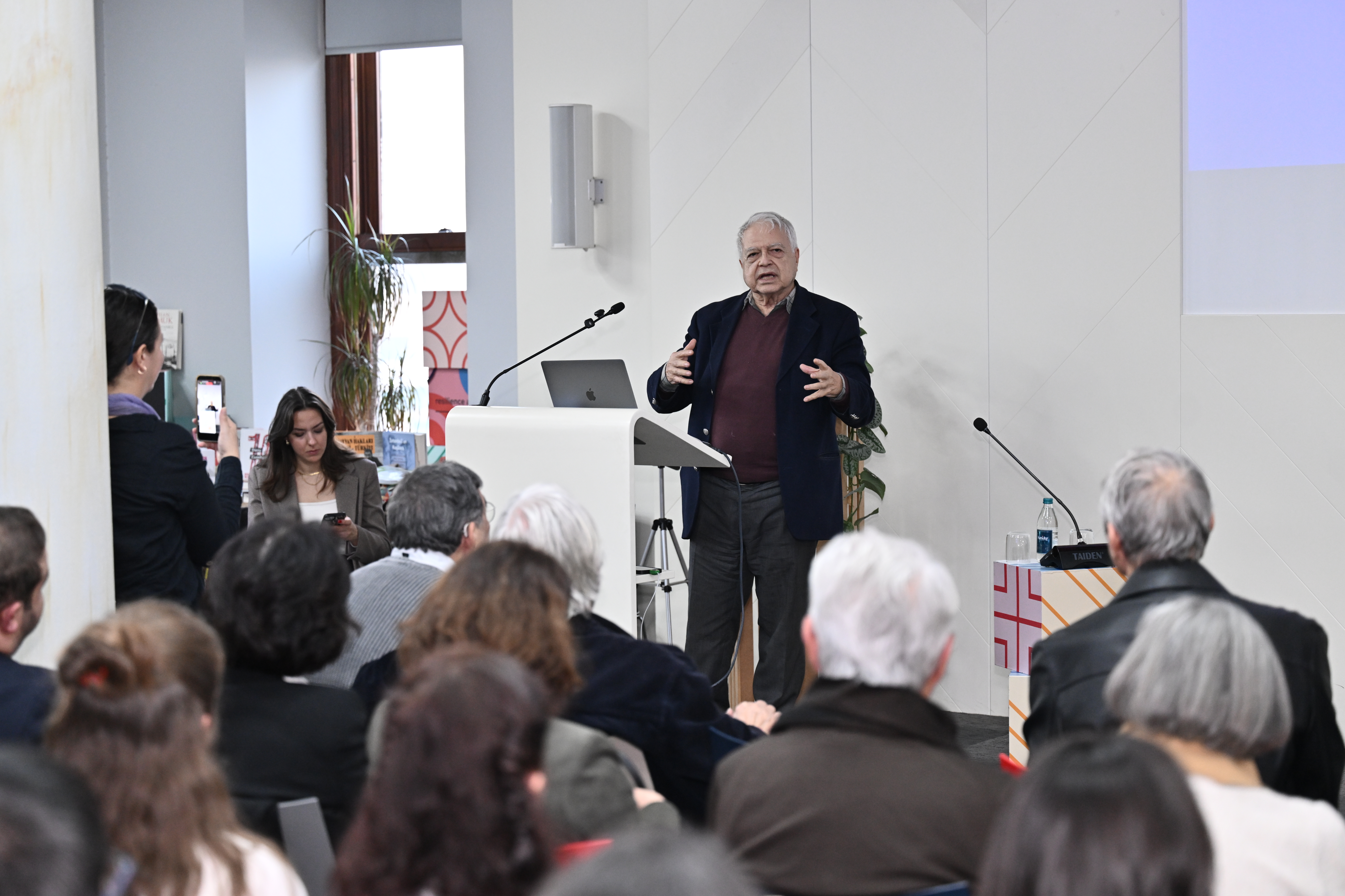 2024 Yılı İlhan Tekeli Tez Ödülleri Töreni MBB Ev Sahipliğinde Gerçekleştirildi}