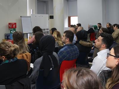 Değerlendirilebilir Atıkların Yönetimi İçin Hizmet Alımı Yöntemleri Konulu Eğitim Programı Düzenlendi}