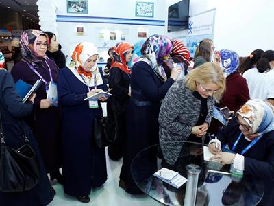 Türkiye'nin İlk Yerel Yönetimler Kitap Fuarı Gerçekleştirildi}